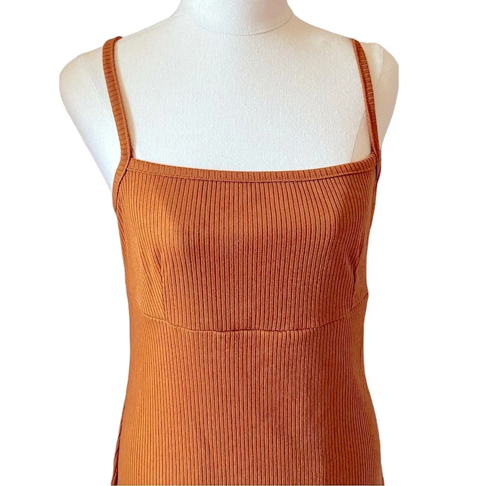 Minx and Moss  Brown ,Rust Spaghetti strap Ribbed Dress size M - Picture 2 of 6